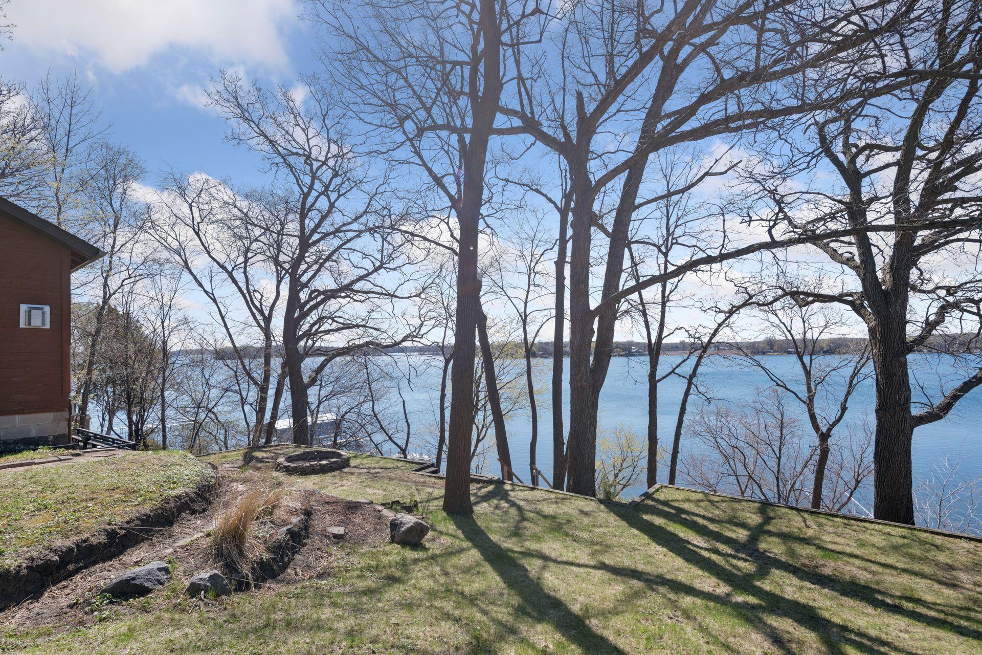 4877 Island View Drive