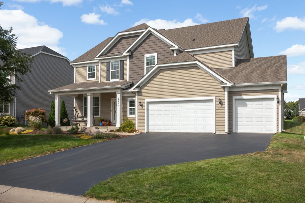 Photo of 9354 Summerlin Road, Woodbury, MN 55129 (MLS # 7142116)