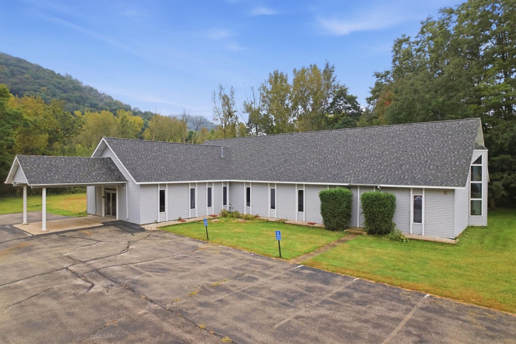 Photo of 109 Debi Lei Drive, Winona, MN 55987 (MLS # 7151103)