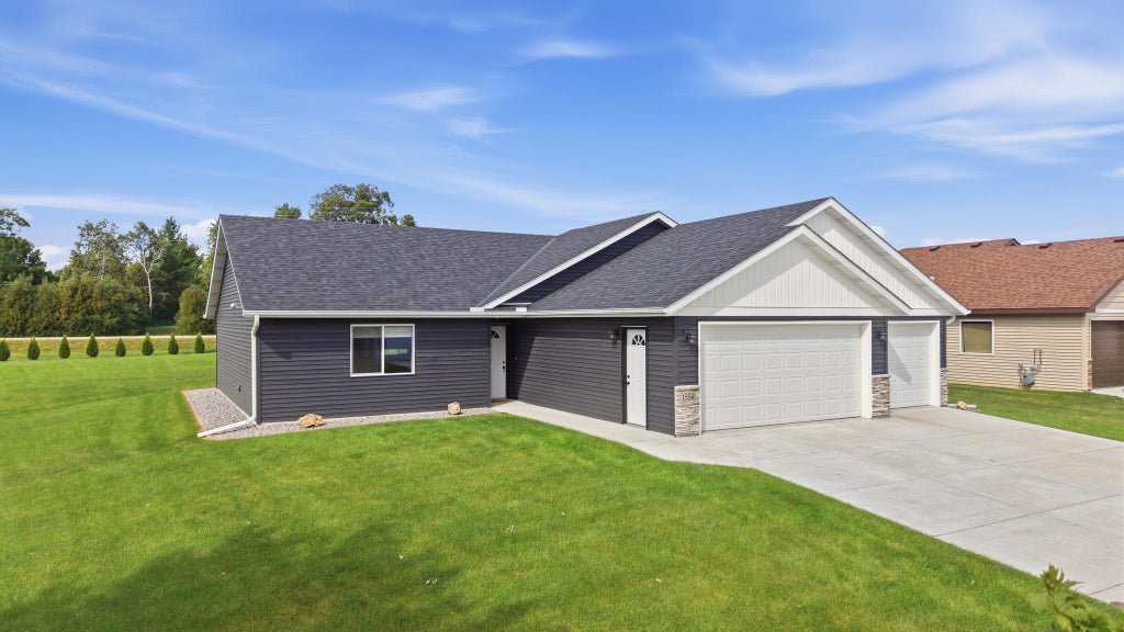 Photo of 1554 Gray Fox Drive NE, Owatonna, MN 55060 (MLS # 7142384)