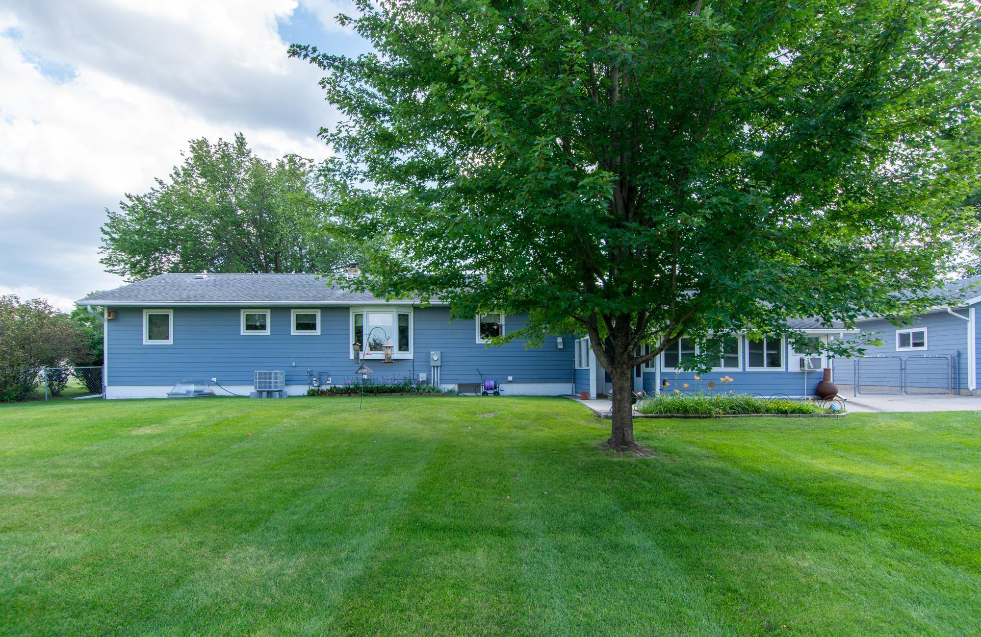 205 Prairie Avenue NE