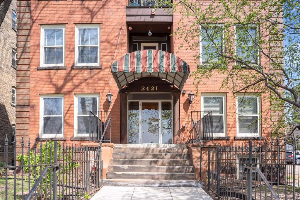Photo of 2421 Emerson Avenue S #107, Minneapolis, MN 55405 (MLS # 7117546)