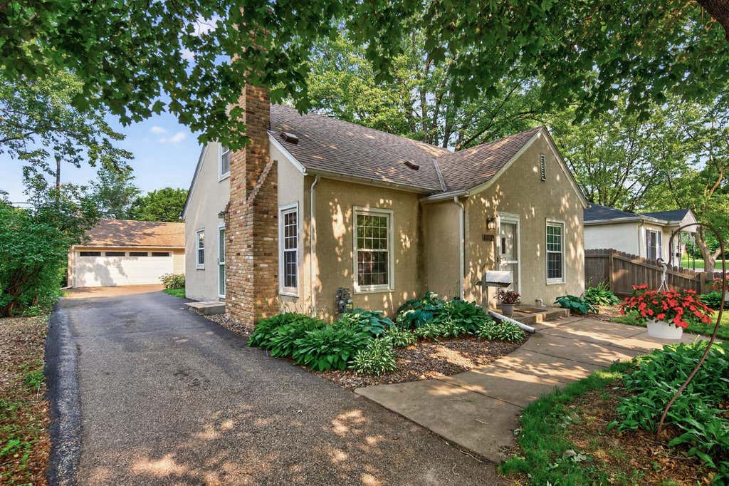 Photo of 7506 Emerson Avenue S, Richfield, MN 55423 (MLS # 7074895)