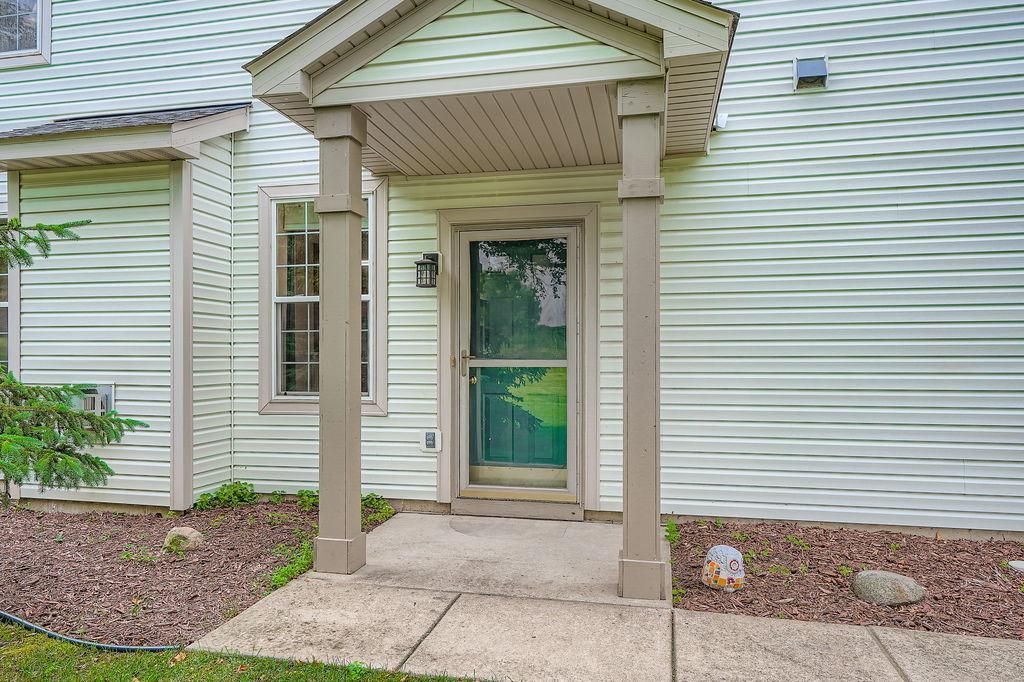 Photo of 16373 Javari Court, Lakeville, MN 55044 (MLS # 7024334)