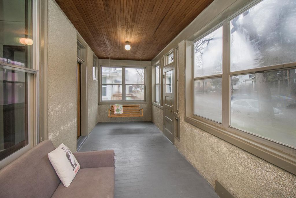 Photo of 828 Armstrong Avenue, Saint Paul, MN 55102 (MLS # 7049040)