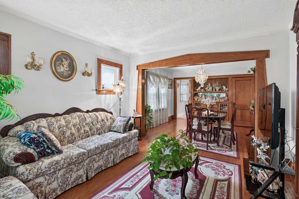 Photo of 4224 Stevens Avenue, Minneapolis, MN 55409 (MLS # 7134136)