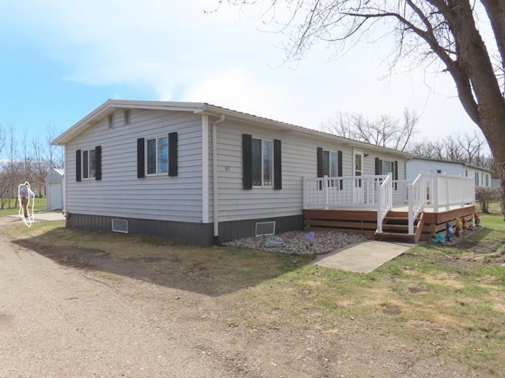 Photo of 911 Hamilton Avenue NE, Red Lake Falls, MN 56750 (MLS # 7061761)
