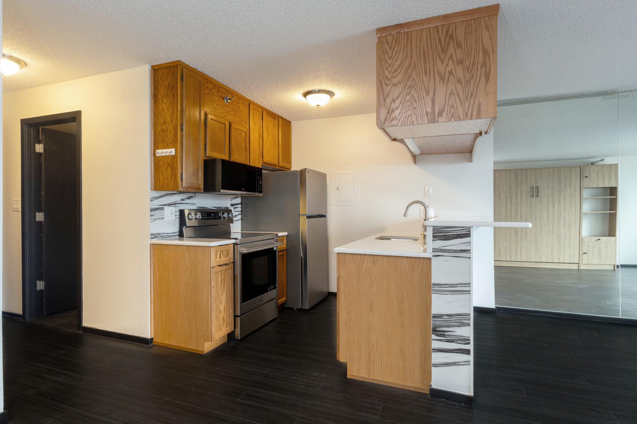 433 S 7th Street 1822