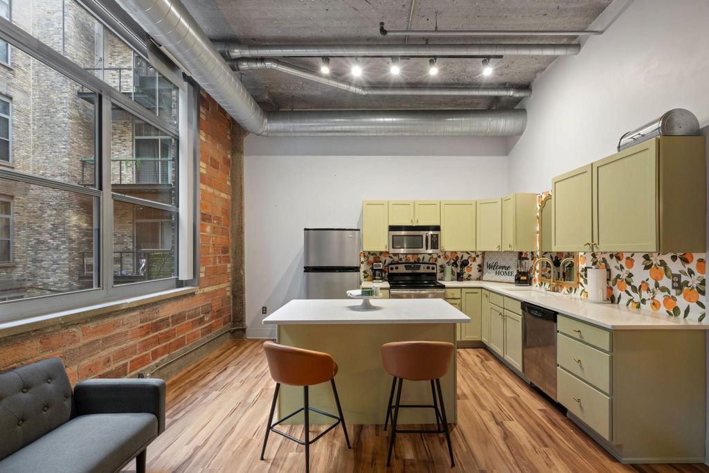 Photo of 521 S 7th Street #221, Minneapolis, MN 55415 (MLS # 7029303)