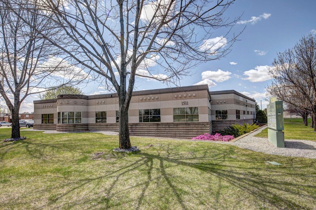 Photo of 1511 Northway Drive, Saint Cloud, MN 56303 (MLS # 7007623)