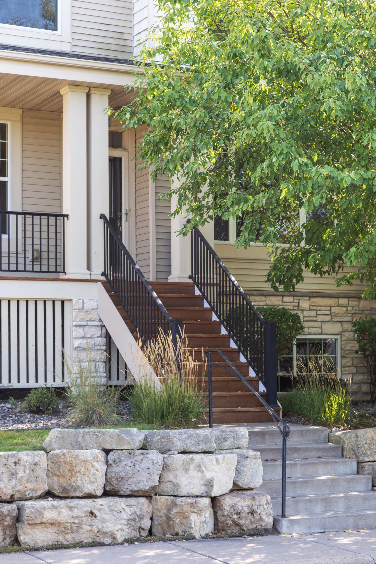 14603 Victor Hugo Boulevard N 3