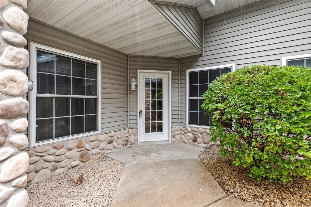 Photo of 15266 Cobalt Street NW, Ramsey, MN 55303 (MLS # 7140805)