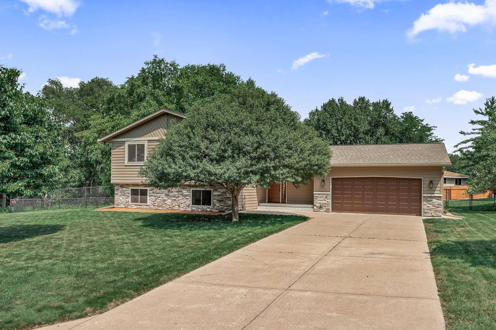 6601 Barberry Lane