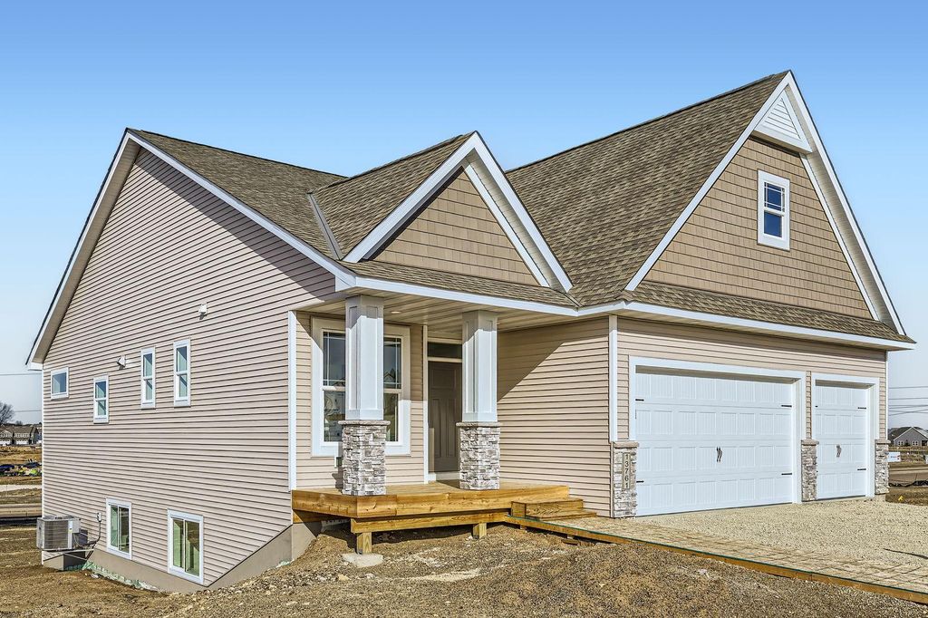 Photo of 5788 Upper 179th Street W, Lakeville, MN 55044 (MLS # 7040375)