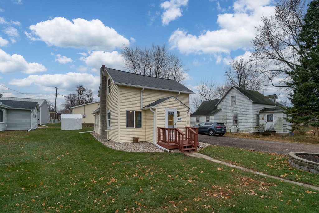 Photo of 505 7th Street, Madison Lake, MN 56063 (MLS # 7006052)