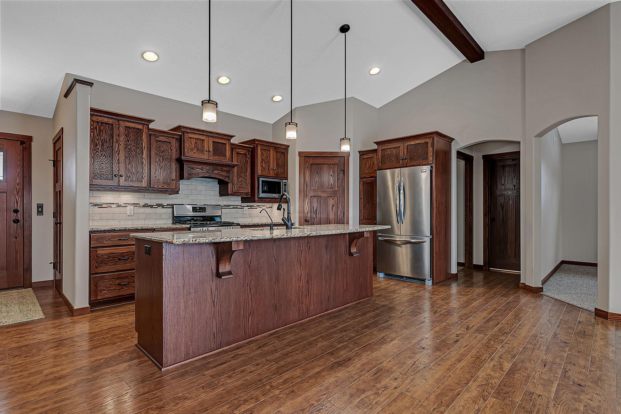 6545 Westwood Parkway