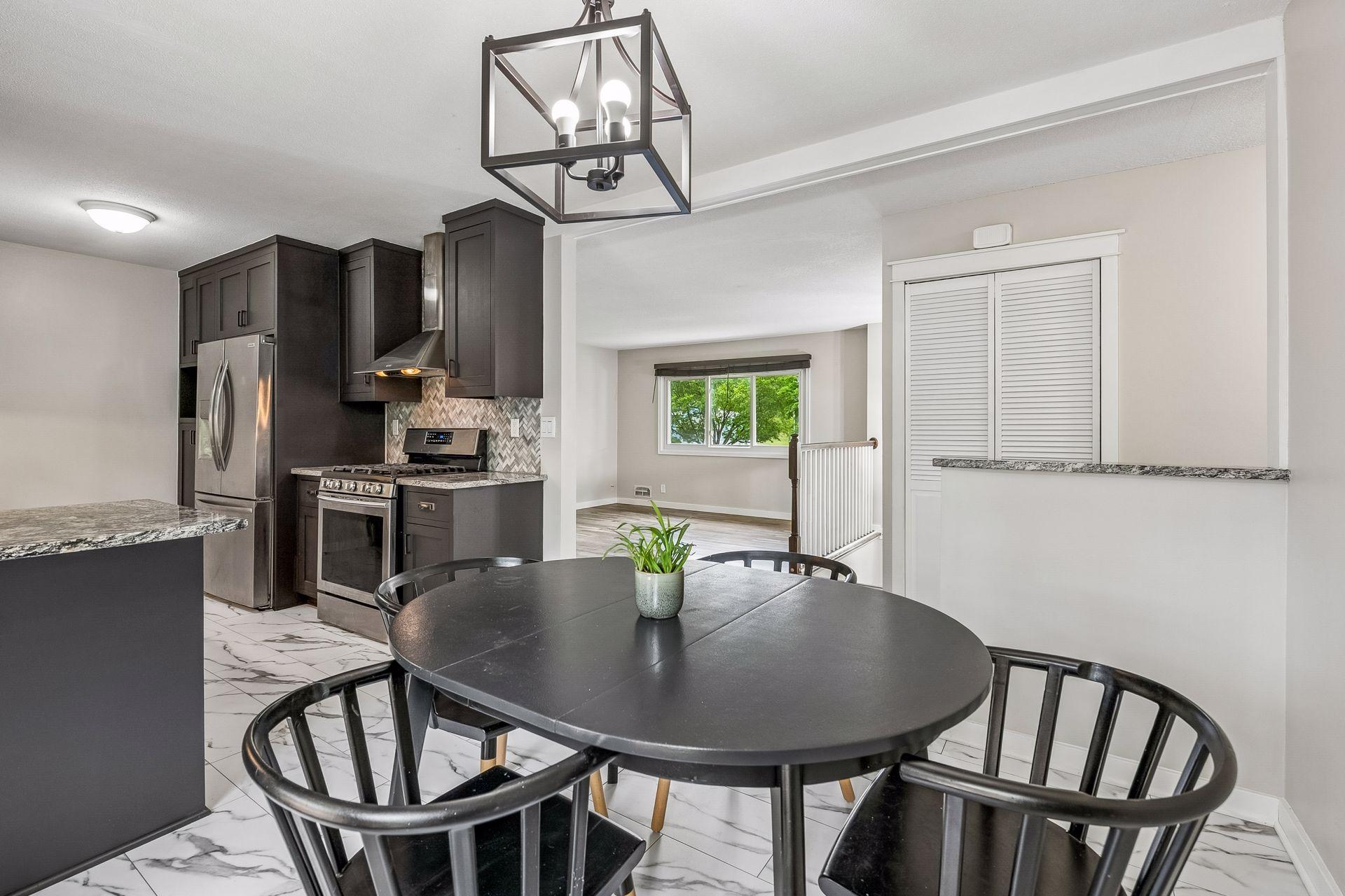 3216 W 85th Street