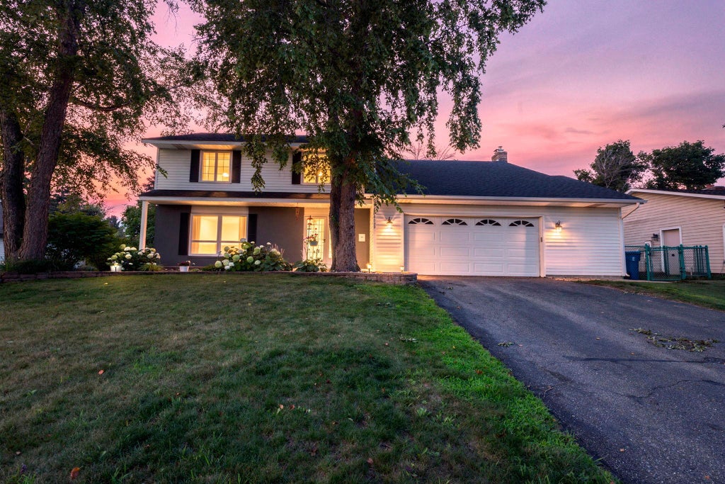 Photo of 10500 Utah Road, Bloomington, MN 55438 (MLS # 7126469)