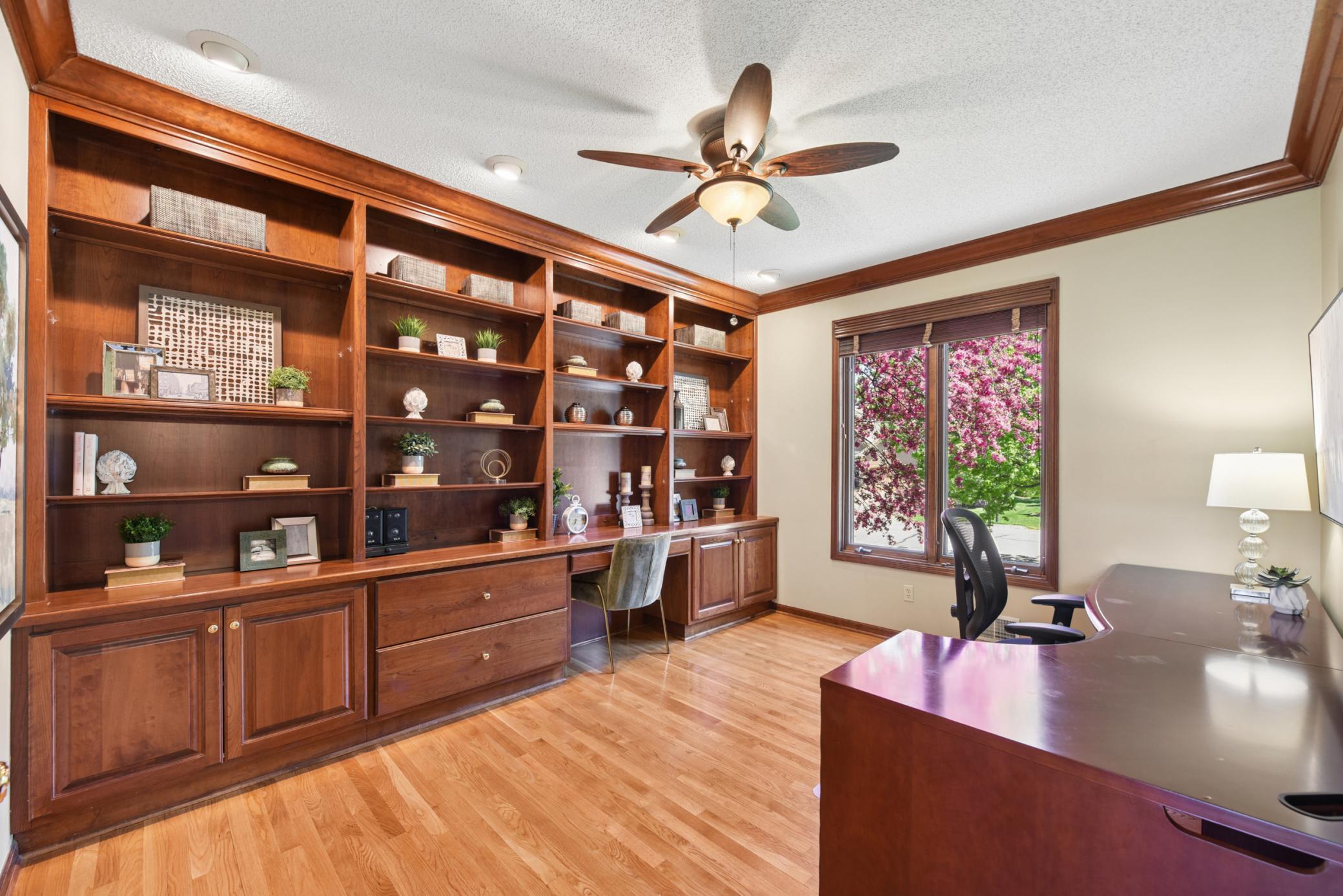 10145 Powers Lake Trail