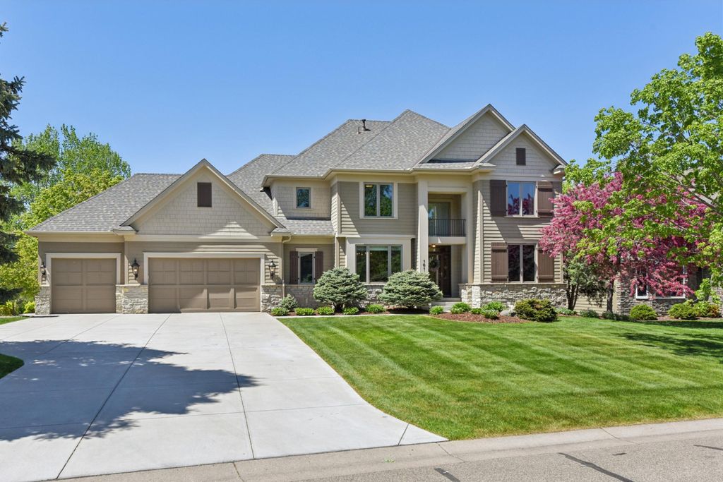 Photo of 10145 Powers Lake Trail, Woodbury, MN 55129 (MLS # 7036102)