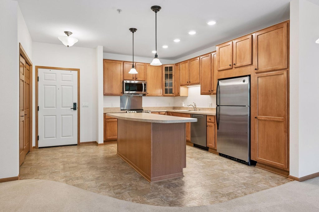 Photo of 7100 Metro Boulevard #233, Edina, MN 55439 (MLS # 7129591)