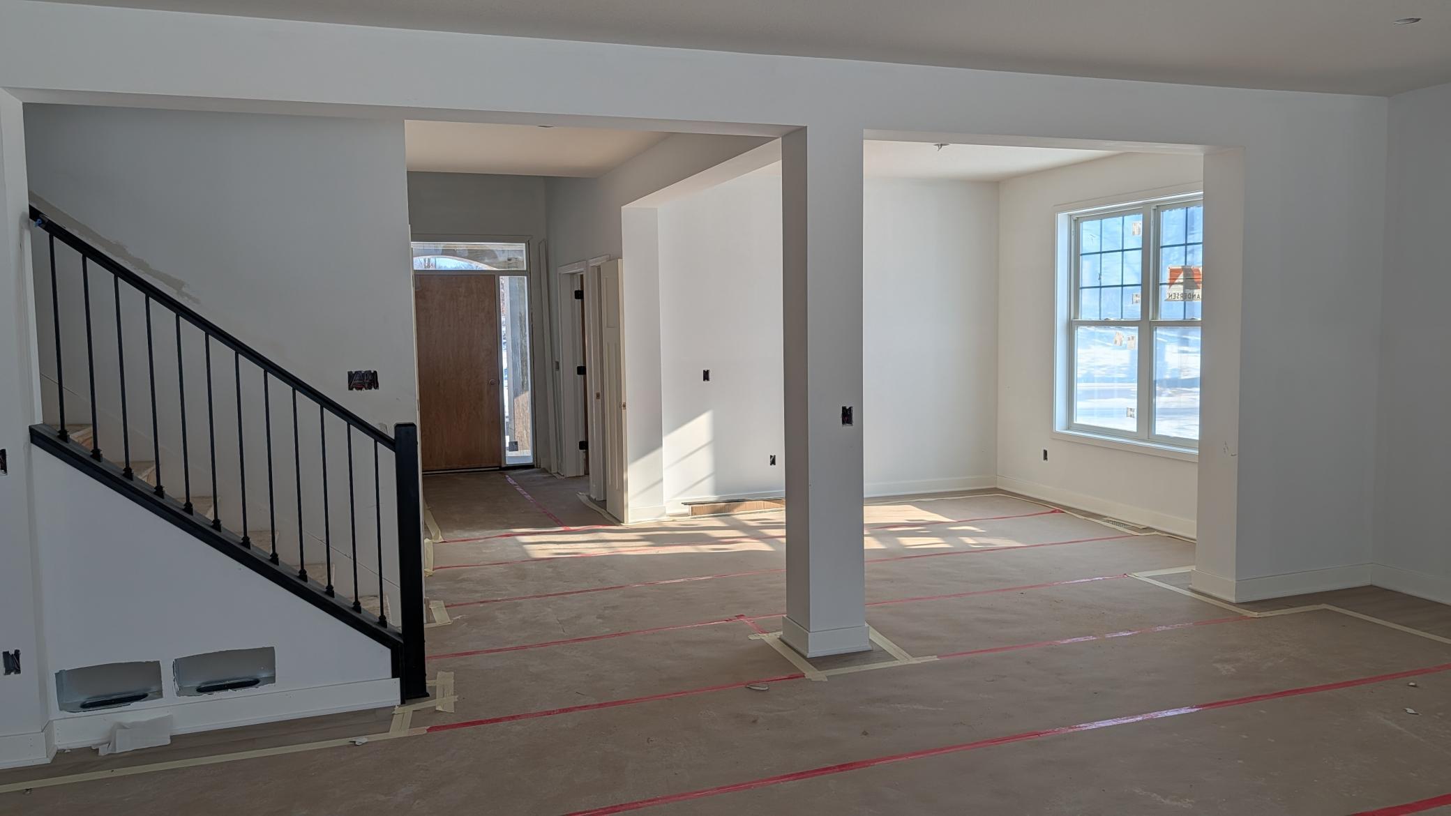 1872 Royal Boulevard N