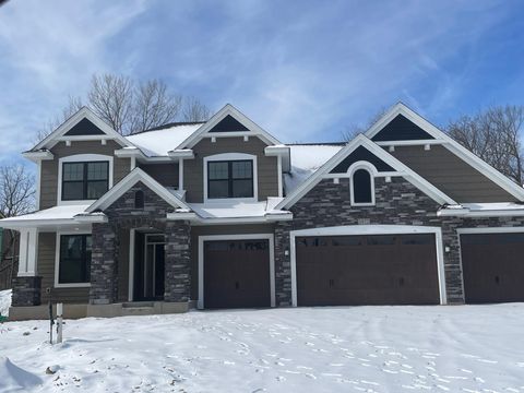 1872 Royal Boulevard N Lake Elmo MN 55042