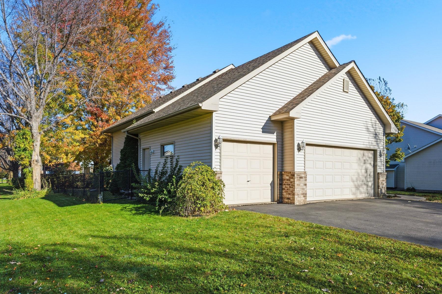 19714 Executive Path