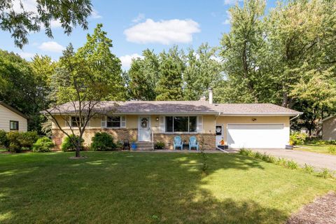 683 Tanglewood Drive Shoreview MN 55126