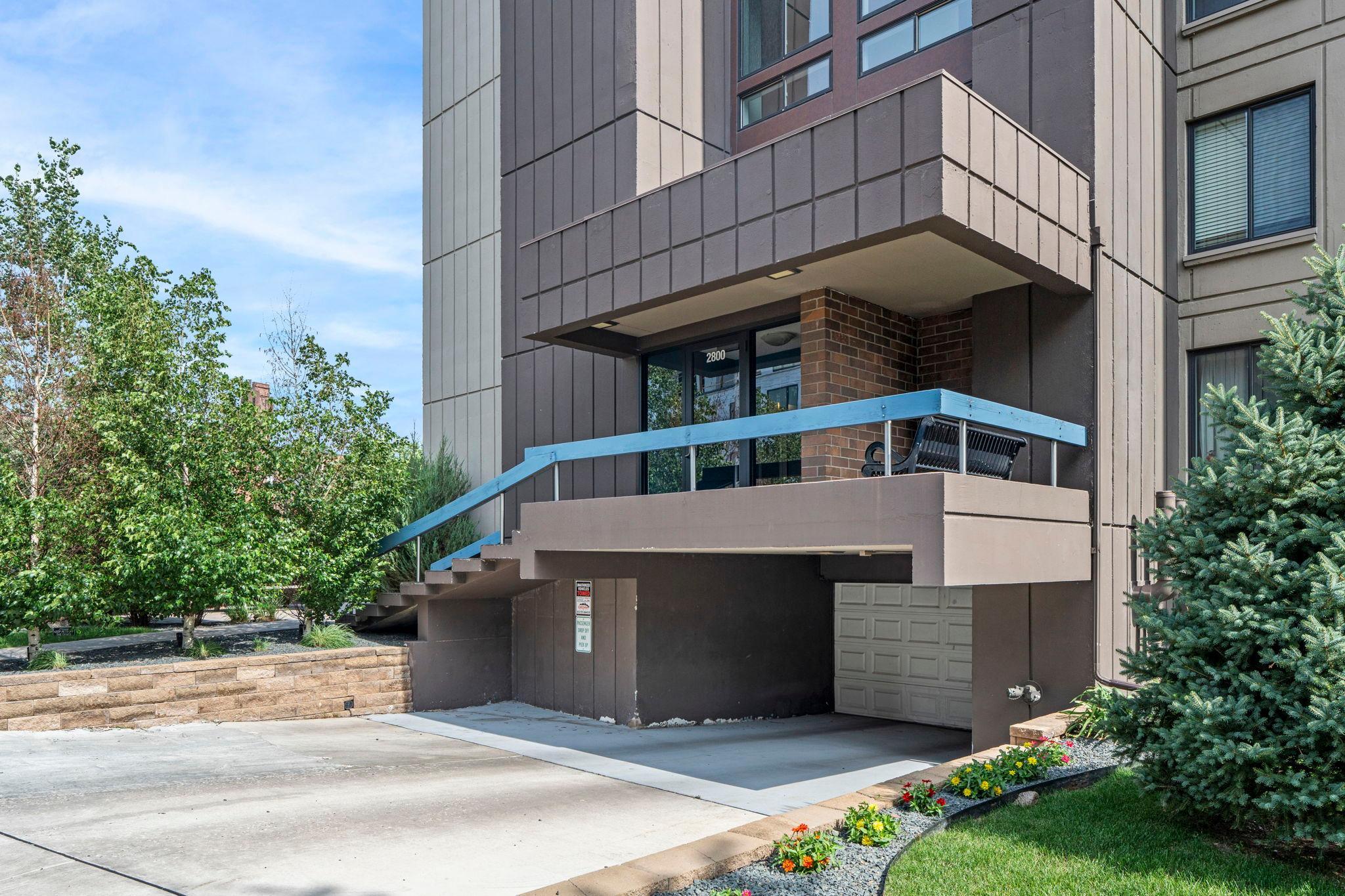 2800 W 44th Street 302