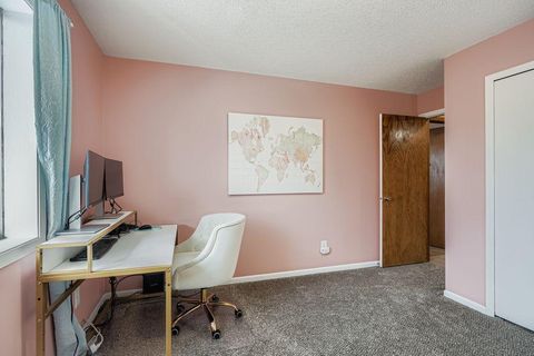 927 Pond View Court Vadnais Heights MN 55127