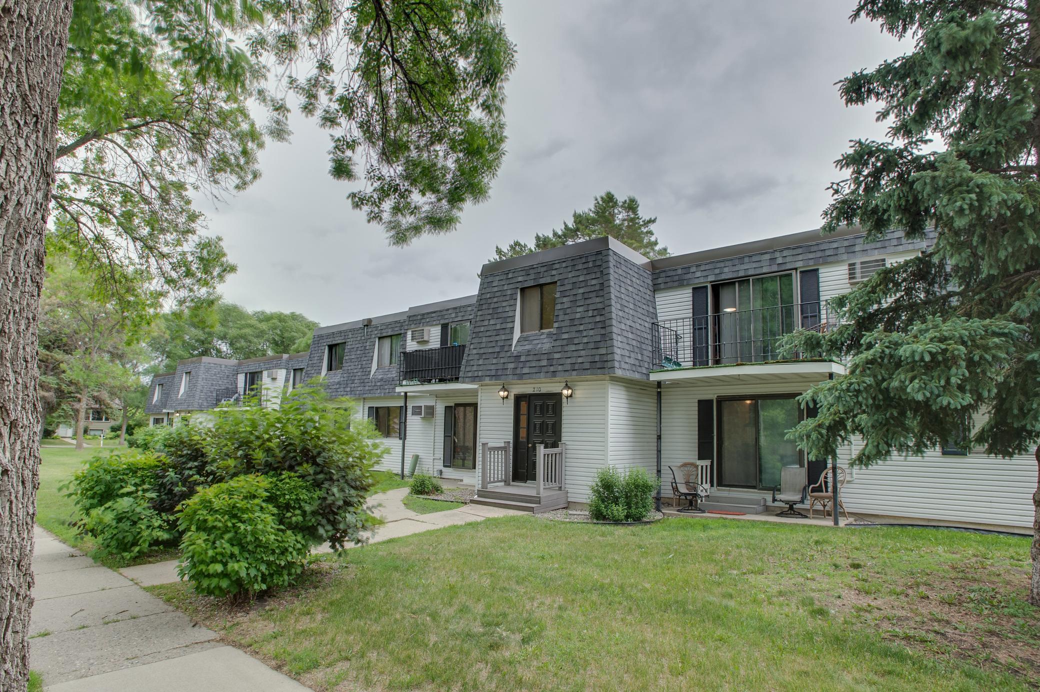 210 35th Avenue N 9 - Photo 2