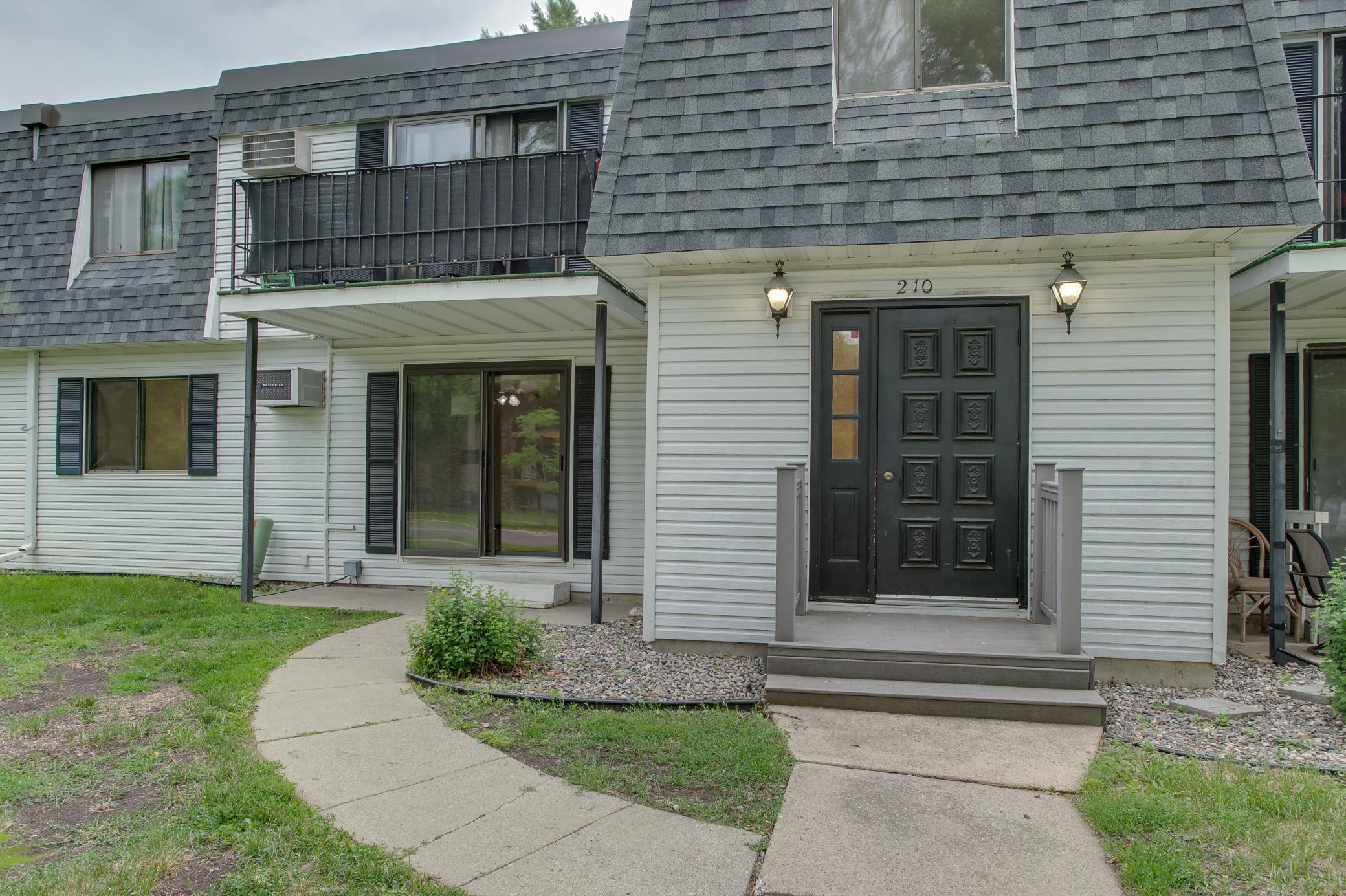 210 35th Avenue N 9 - Photo 3