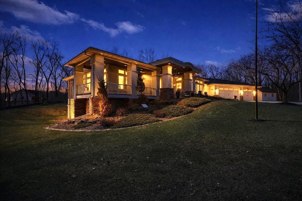 Photo of 9401 Elm Court, Prior Lake, MN 55372 (MLS # 7044112)