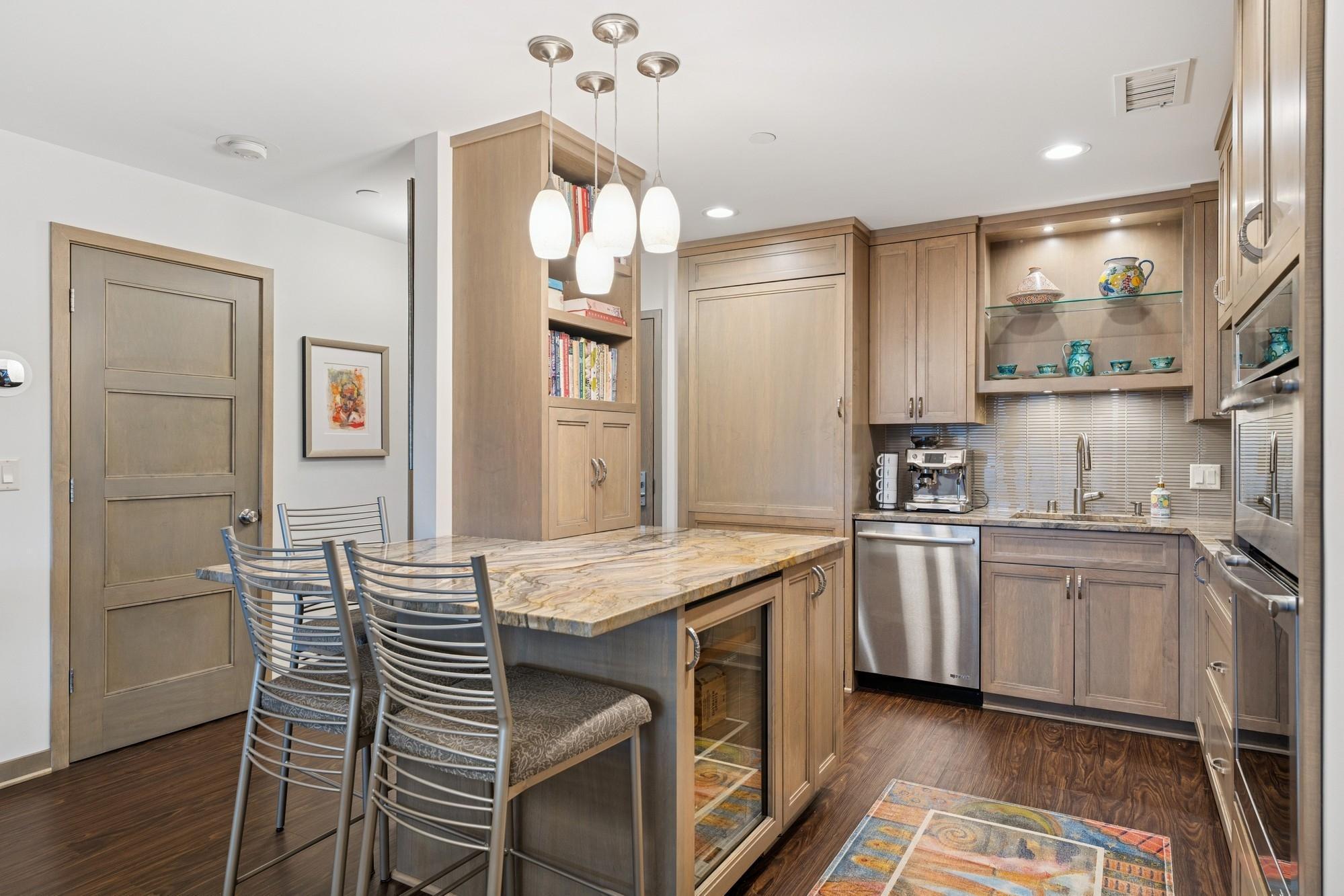 100 2nd Street SE 604