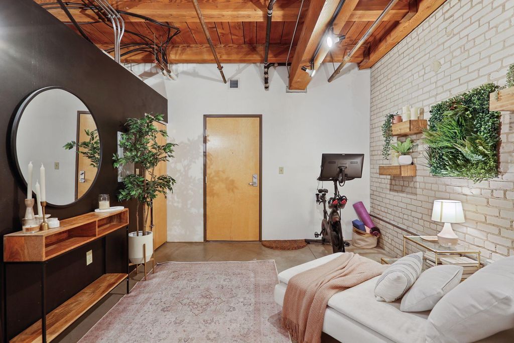 Photo of 127 5th St ST NE #G04, Minneapolis, MN 55413 (MLS # 7074547)