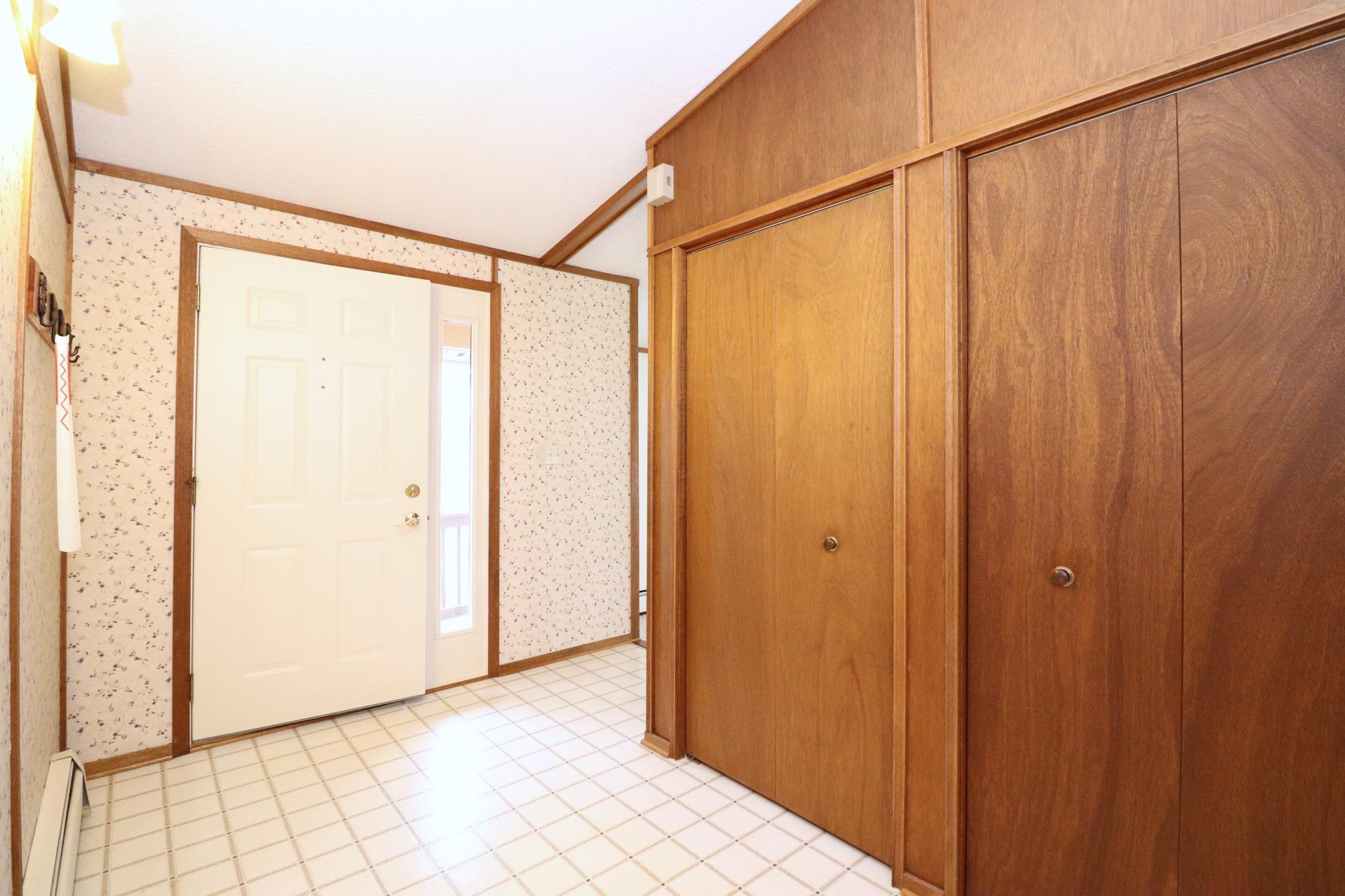 14873 Pixie Point Circle SE