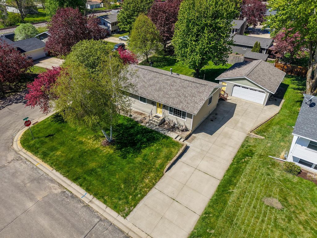 Photo of 101 7th Avenue NE, Kasson, MN 55944 (MLS # 7062720)