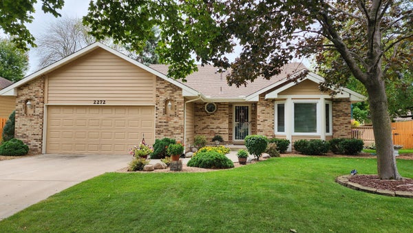 2272 132ND LN NW, MINNEAPOLIS, MN 55448 - Image f8c61ff232ce67d1cfdf4e5841e6f9f0/1055586001