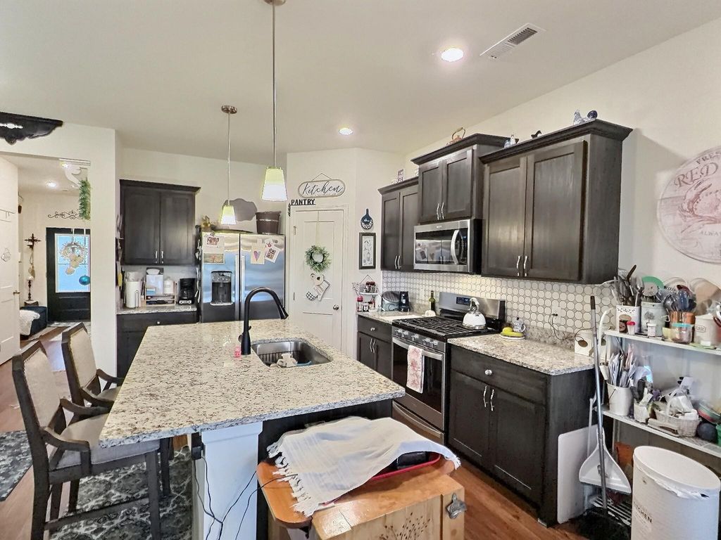 Photo of 501 Valley Drive W, Annandale, MN 55302 (MLS # 7060428)