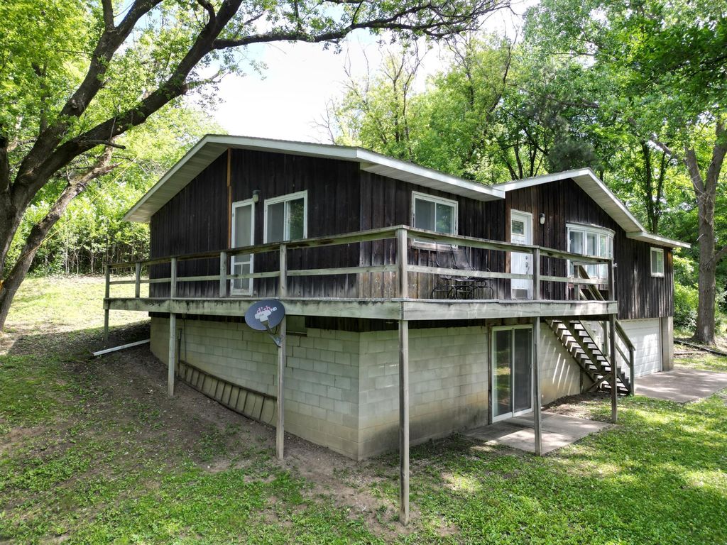 Photo of 33672 County Road 15, Morton, MN 56270 (MLS # 7100502)