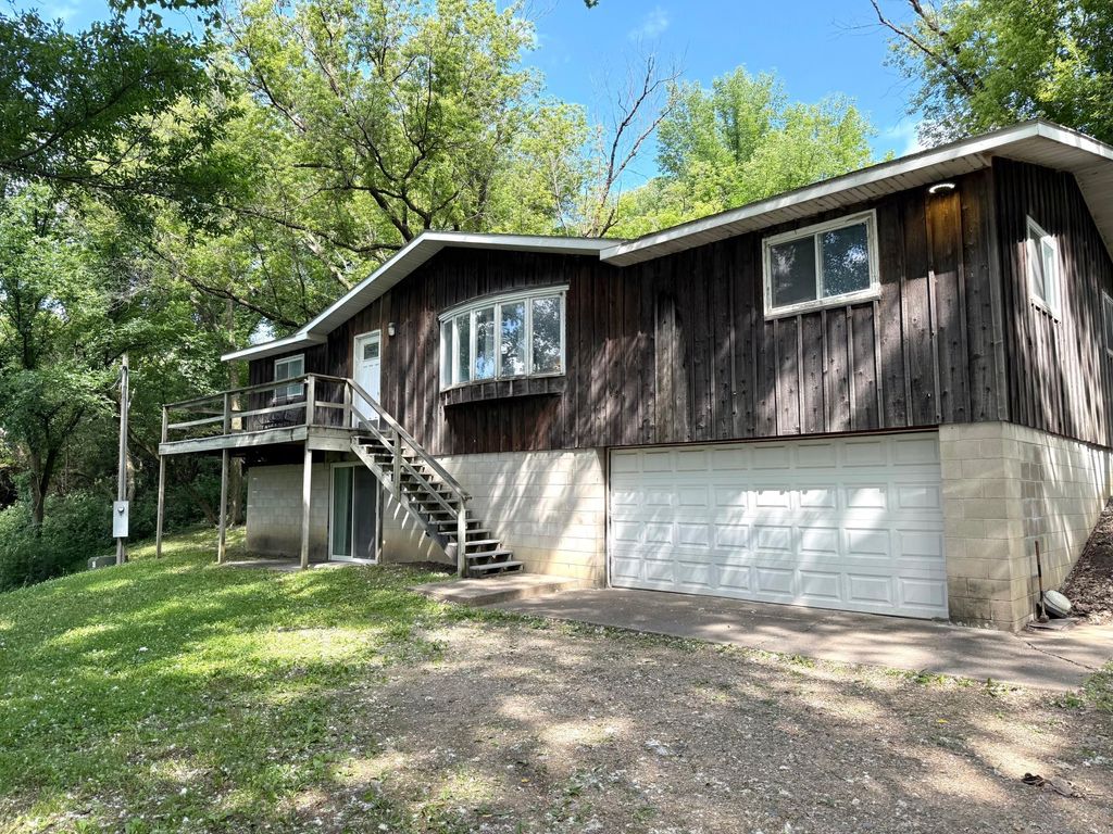 Photo of 33672 County Road 15, Morton, MN 56270 (MLS # 7100502)