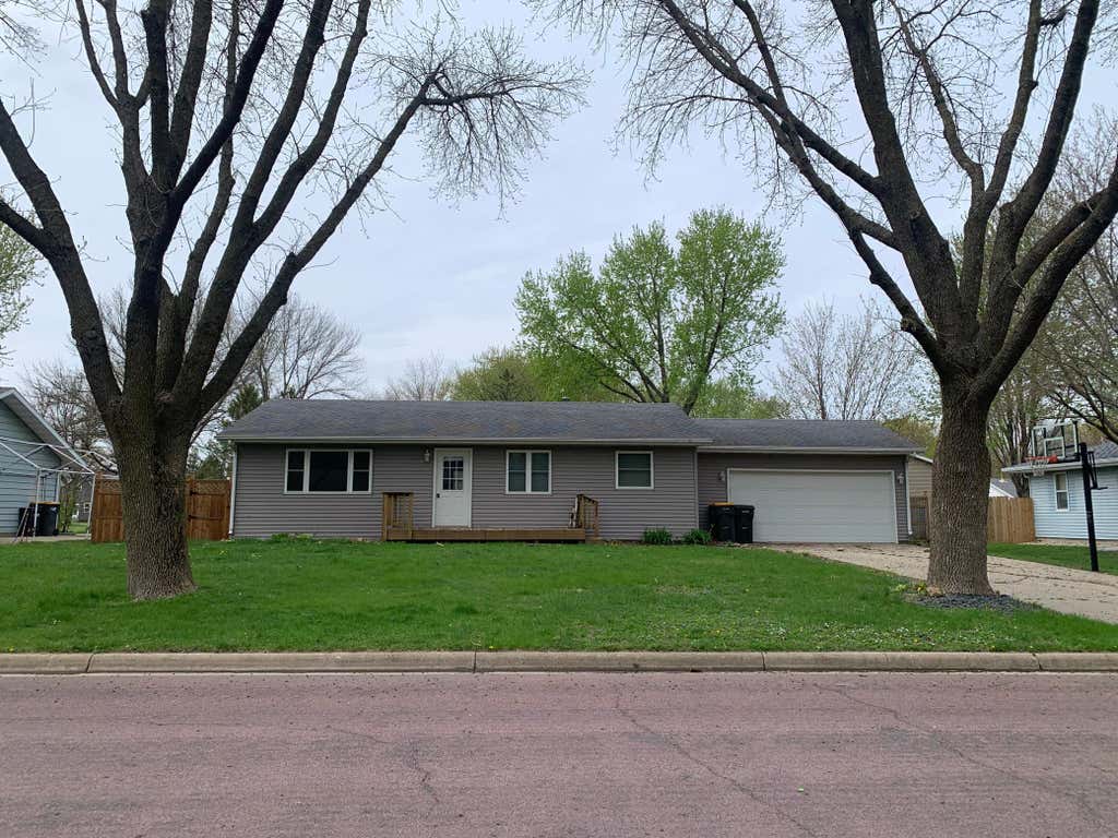 Photo of 502 1st Avenue SE, Mapleton, MN 56065 (MLS # 7120433)