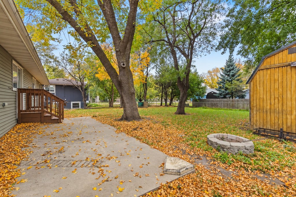Photo of 303 E Lyon Street, Marshall, MN 56258 (MLS # 7161172)
