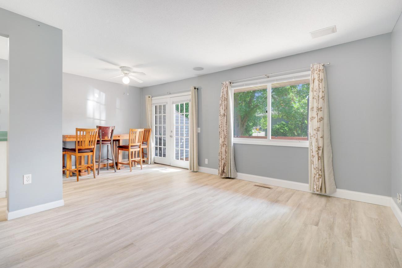 10707 Yukon Avenue S