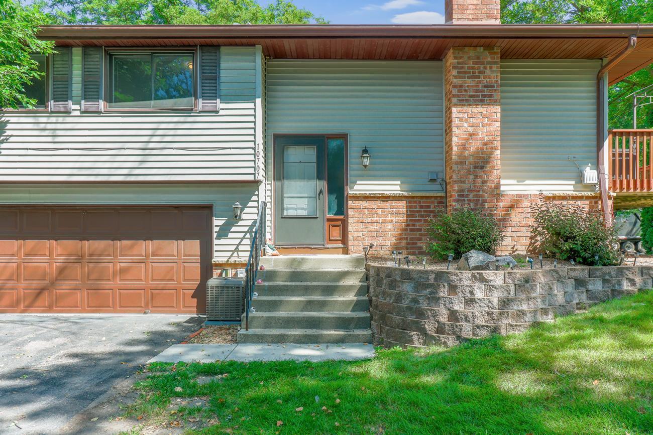 10707 Yukon Avenue S