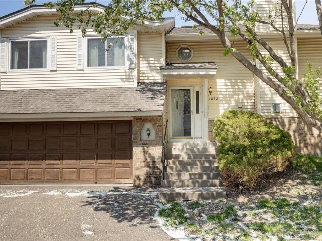1042 Aston Circle