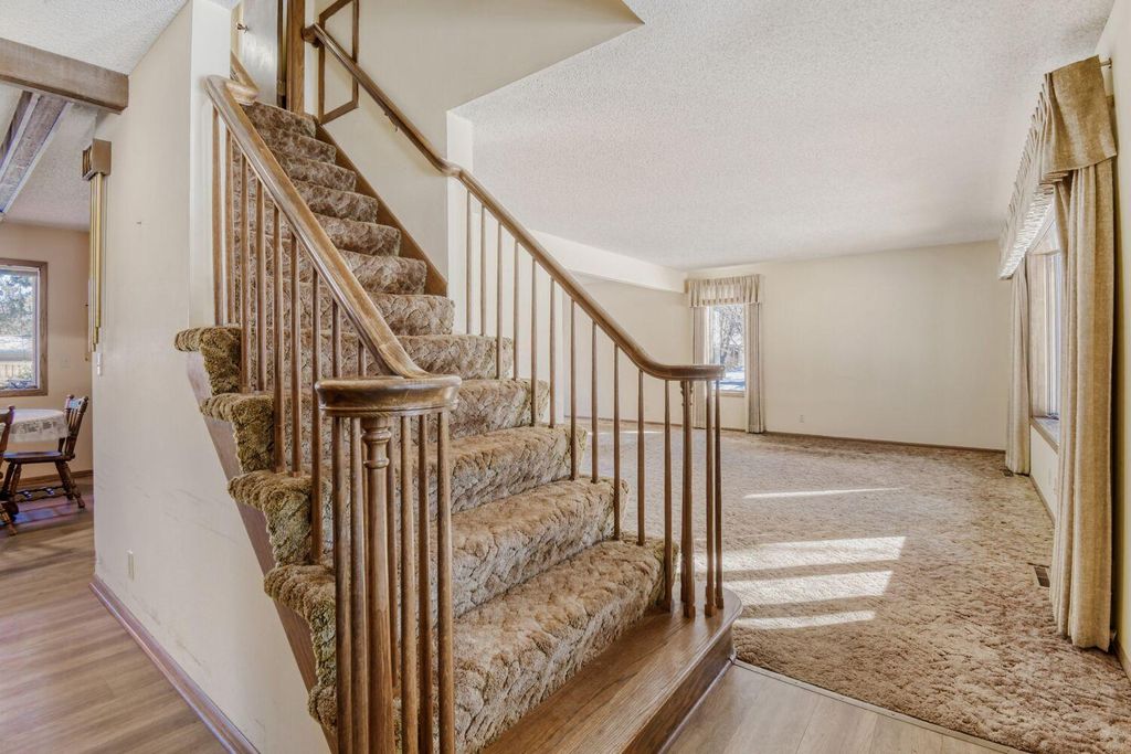 Photo of 4786 Kent Way, Shoreview, MN 55126 (MLS # 7007474)