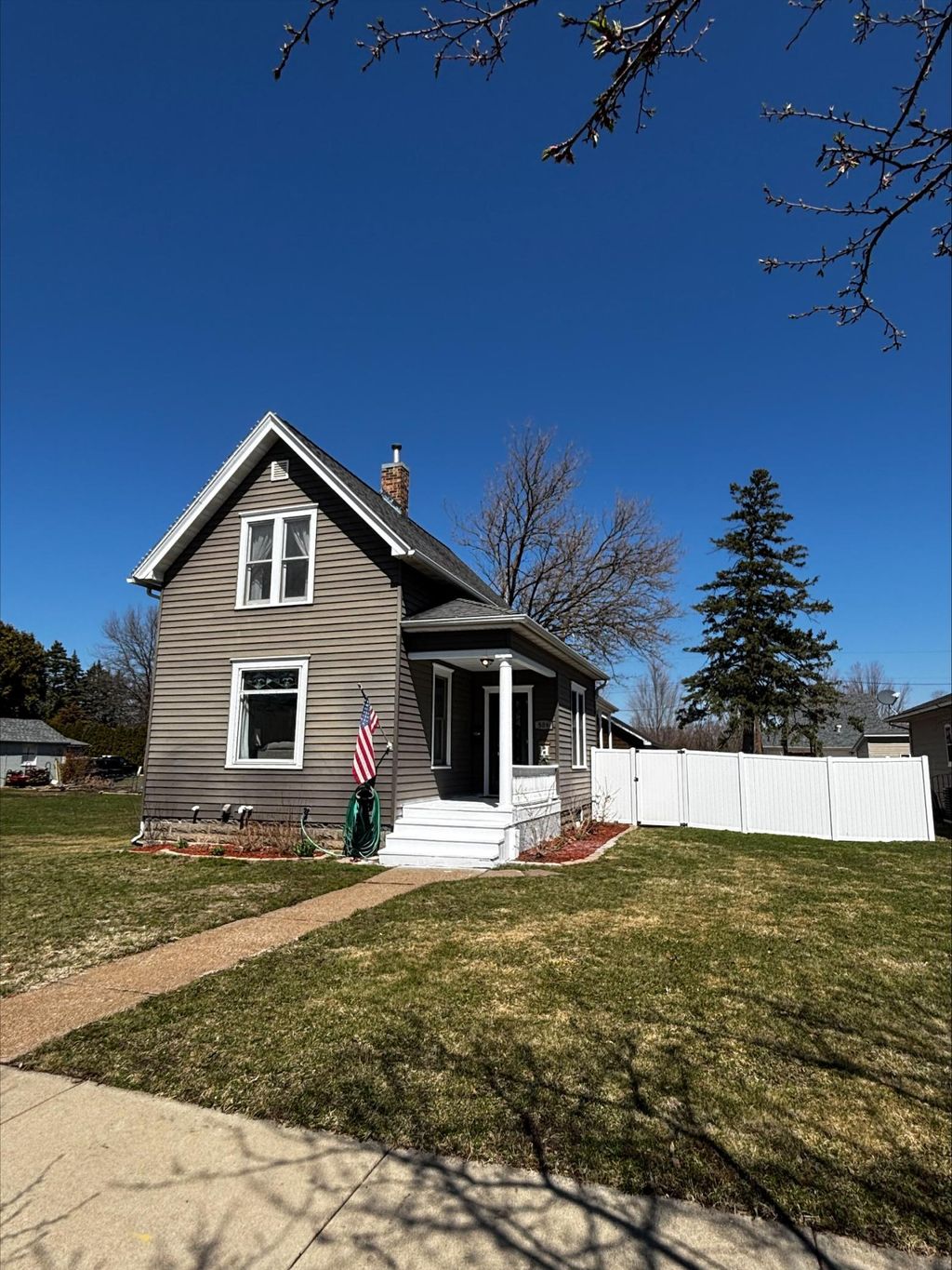 Photo of 506 N 7th Street, Lake City, MN 55041 (MLS # 7051250)