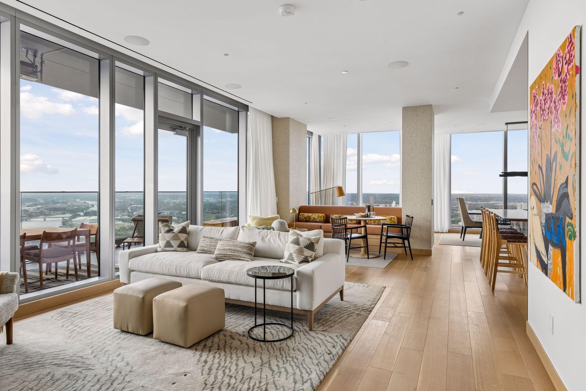 255 Hennepin Avenue 3103